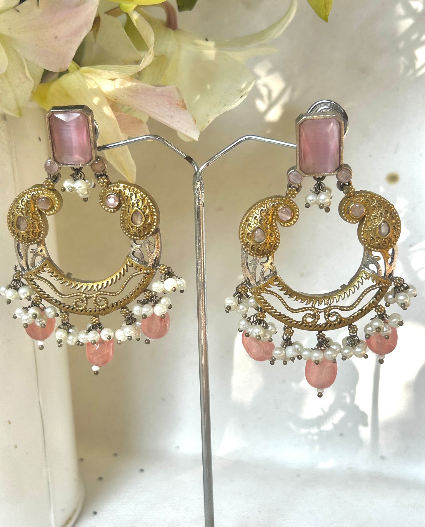 Dariyana Komal Earrings