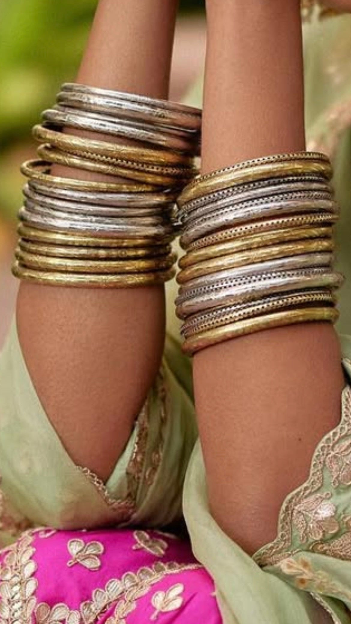 Amara Bangle Stack (Set of 5 Bangles)