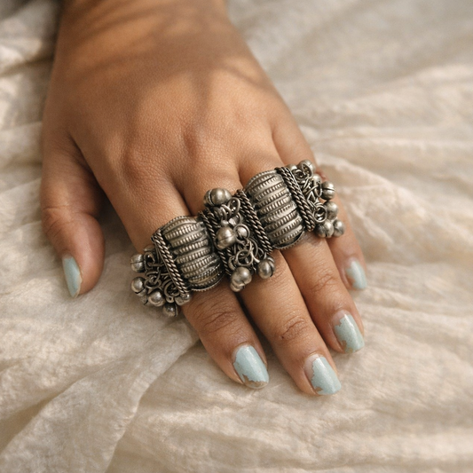 Dariyana Sargam Ring