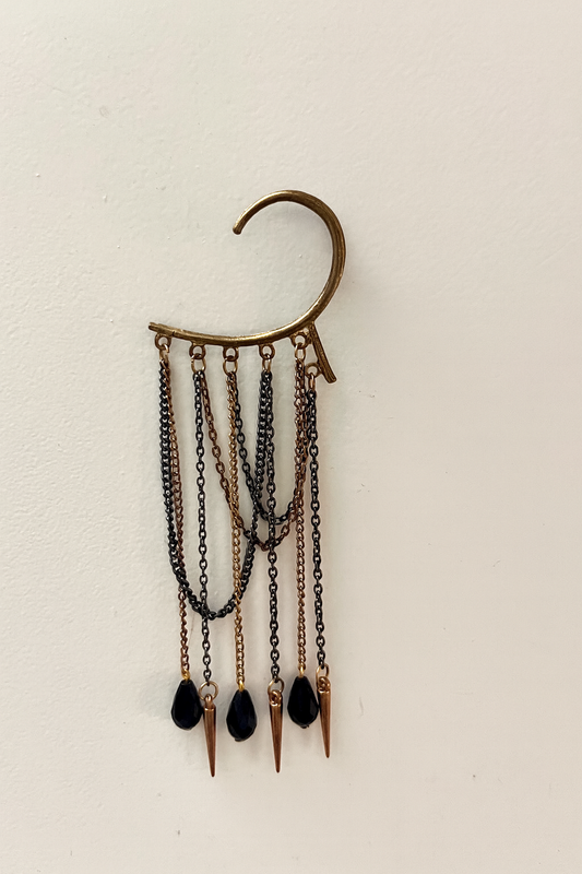 Raahi Earcuff