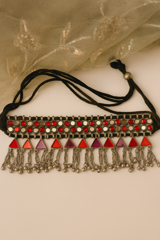 Raatrani Choker