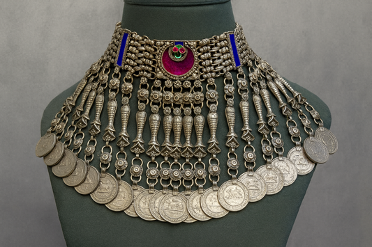Dariyana Matsya Choker