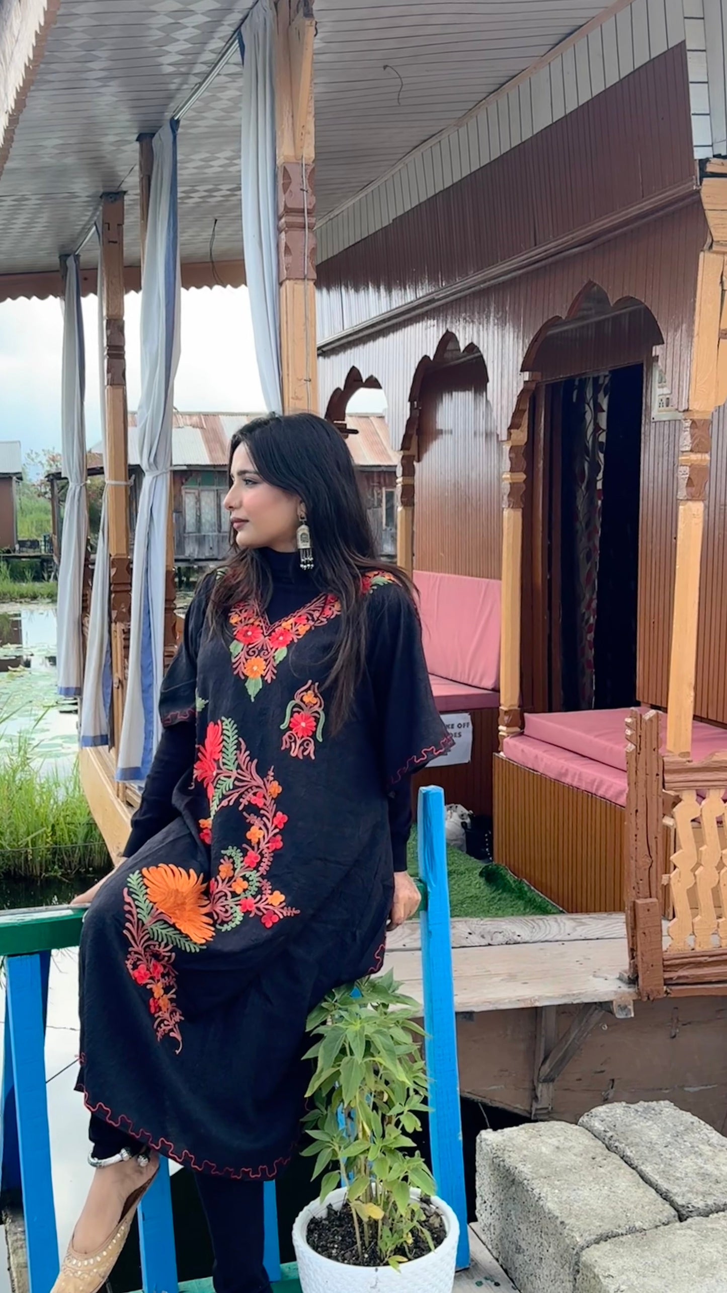Dariyana Chandani Kaftan