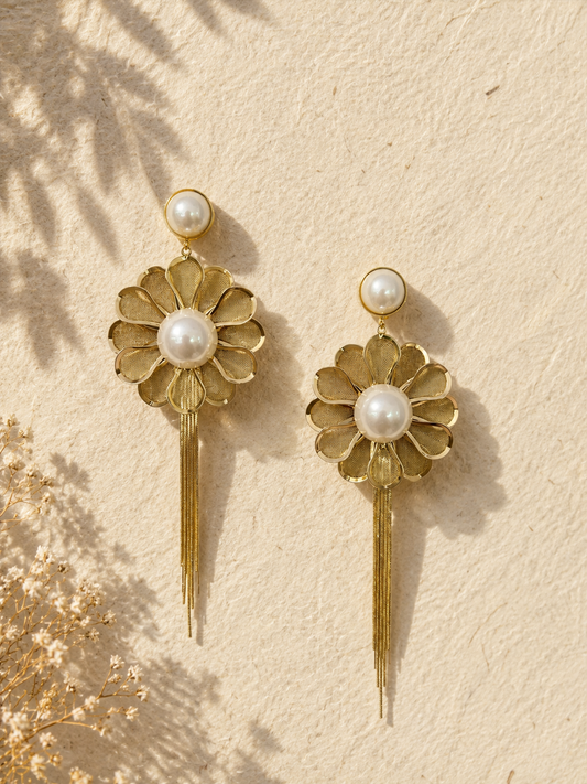 Dariyana Poppy Earrings